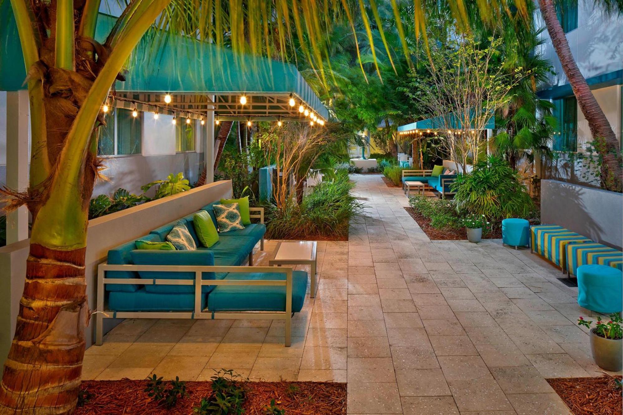 Residence Inn By Marriott Miami Beach Surfside Extérieur photo