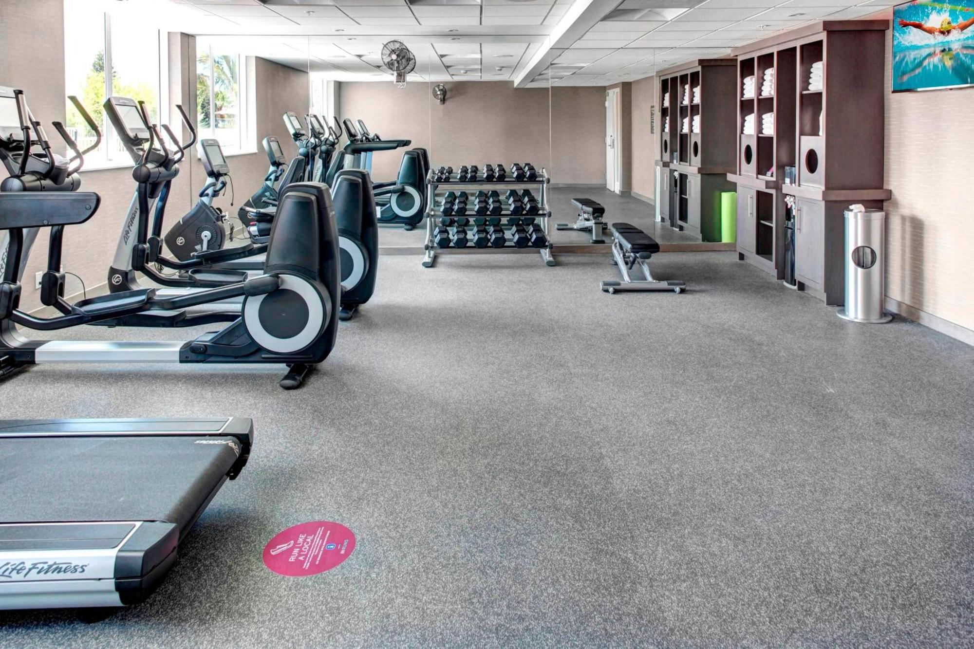 Residence Inn By Marriott Miami Beach Surfside Extérieur photo
